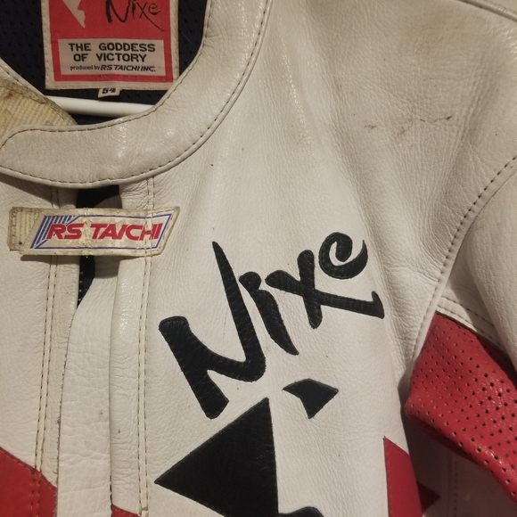 Nixe Vintage Motorcycle Gear - Picture 4 of 4